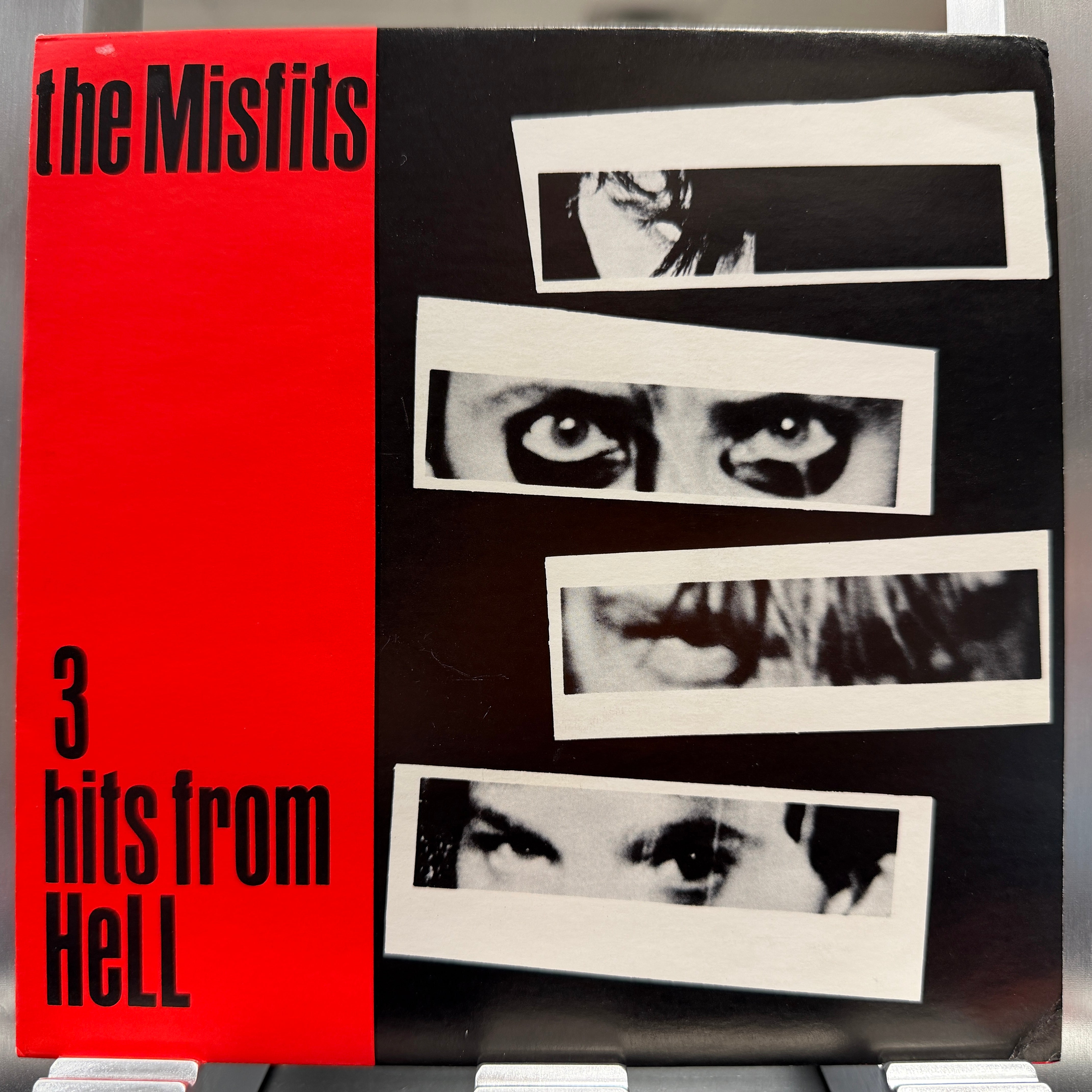 The Misfits - 3 Hits From Hell - 7
