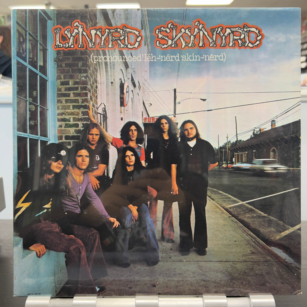 Lynyrd Skynyrd - (Pronounced 'Lĕh-'nérd 'Skin-'nérd) - LP