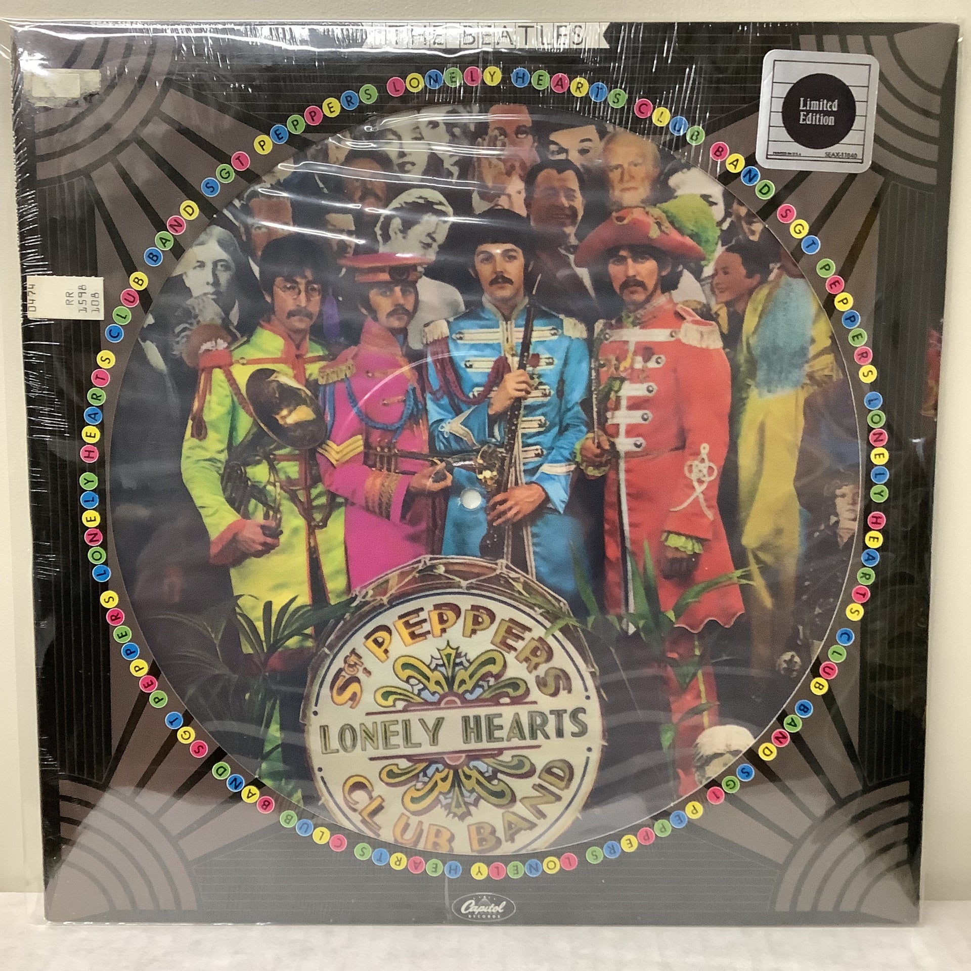 the beatles / sgt. pepper's lonely hearts club band LIMITEDEDITION　us 再発盤 mono　限定　希少　レア　奇跡の１枚C1-07777 46442 11 The Beatles - Sgt. Pepper's Lonely Hearts Club Band - Picture Disc