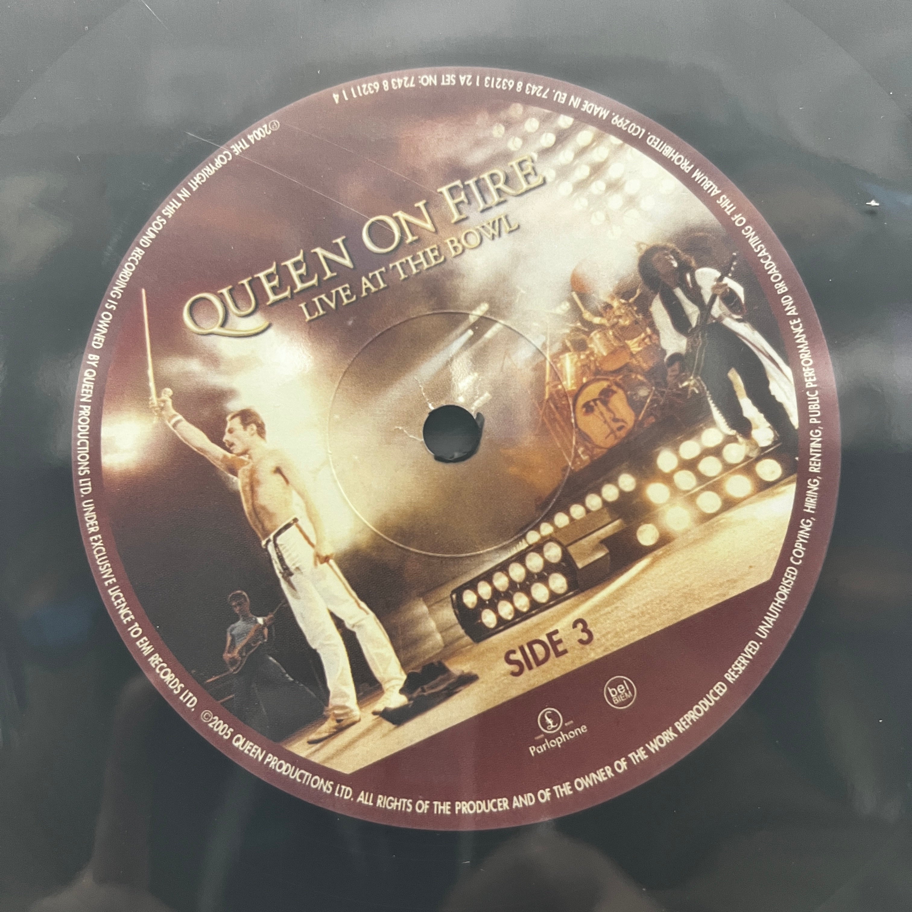 Queen - Queen On Fire (Live At The Bowl) - LP | The 'In' Groove