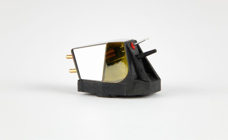 Rega Nd7 MM cartridge detail