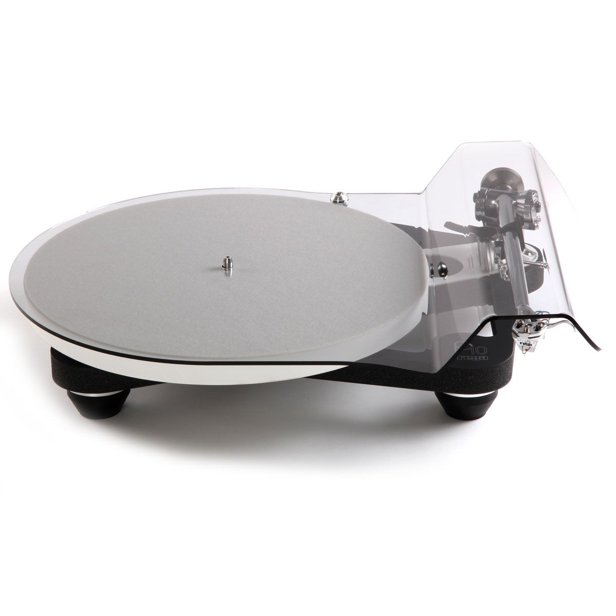 Rega - Planar 10 Turntable