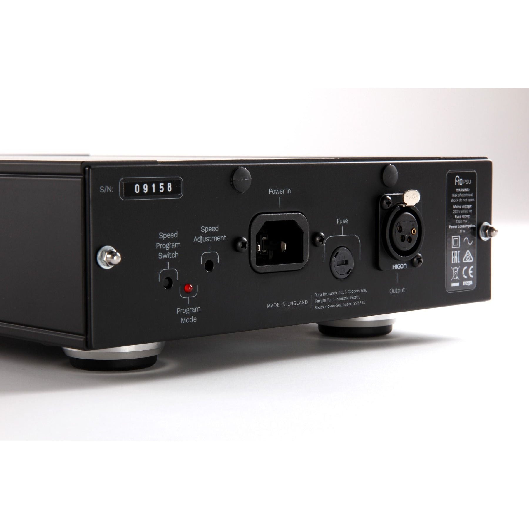 Rega - Planar 10 Turntable