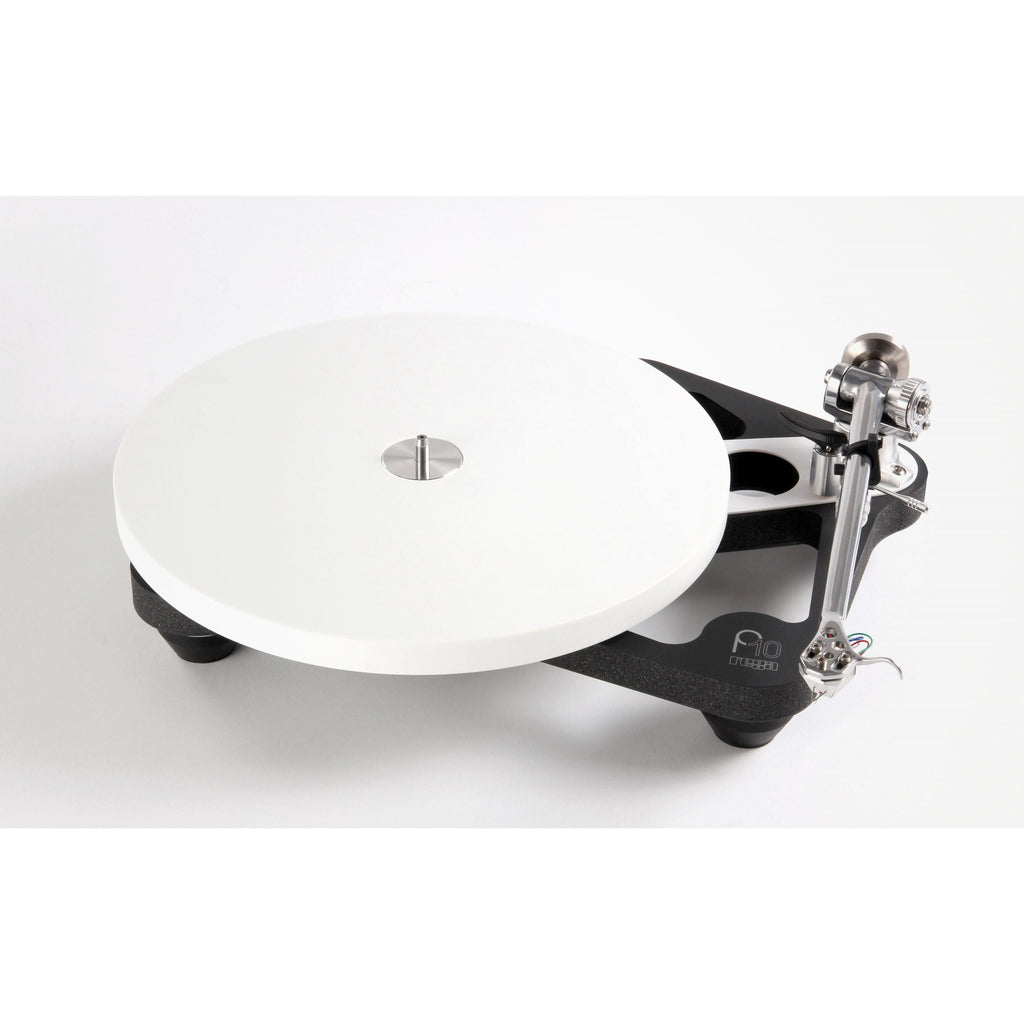 Rega - Planar 10 Turntable