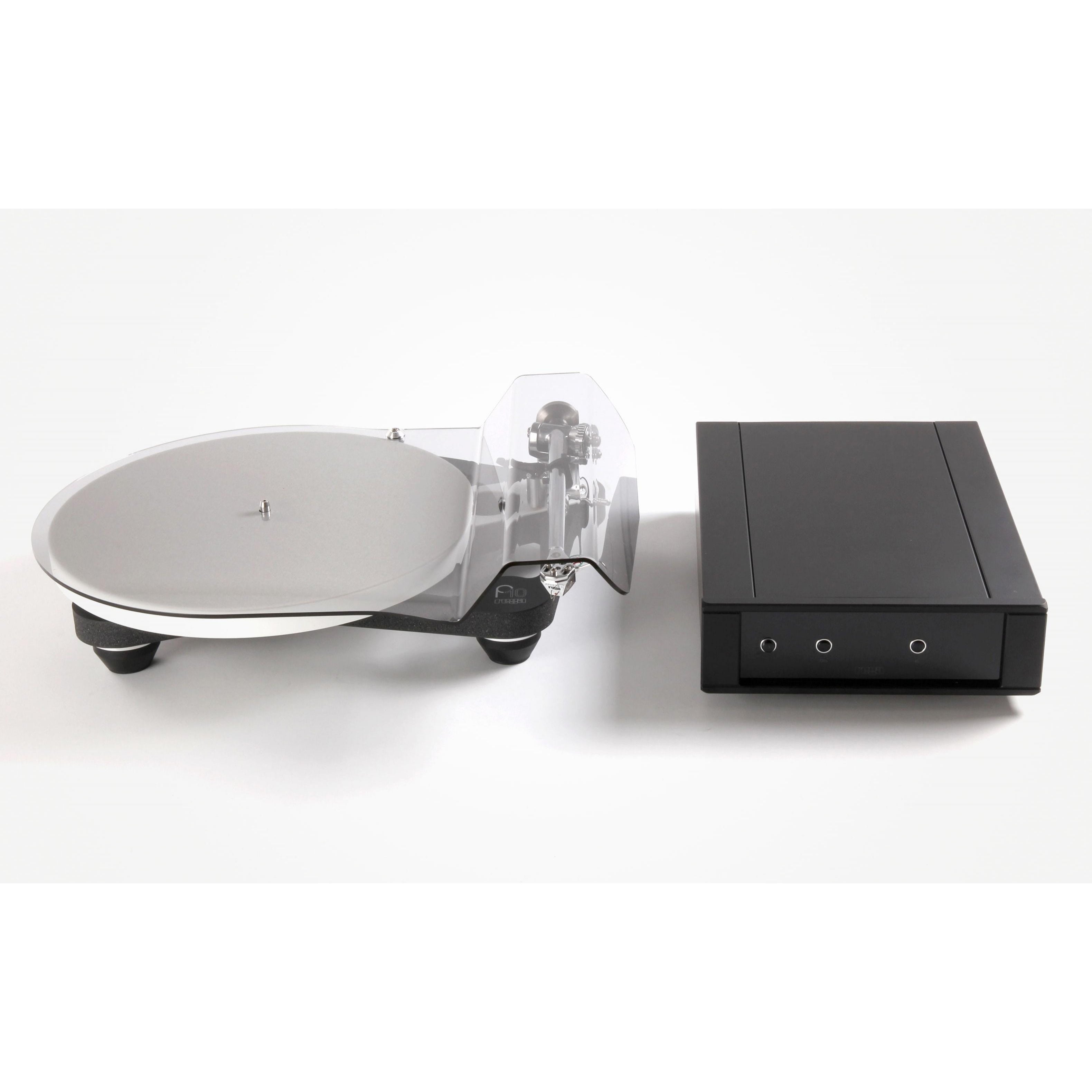 Rega - Planar 10 Turntable