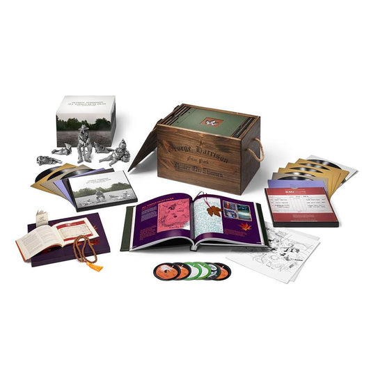 George Harrison – All Things Must Pass (Uber Deluxe Edition Box-Set enthält 8 LPs + 5 CDs + Blu-Ray + Buch + Sammelalbum + Replika-Figuren im Maßstab 1:6 + LE-Illustration + Perlen + Poster)